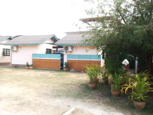 Nora Guesthouse Chumphon Eksteriør bilde