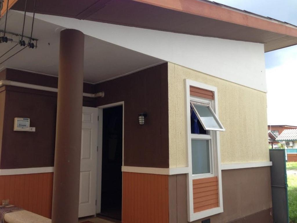 Nora Guesthouse Chumphon Rom bilde