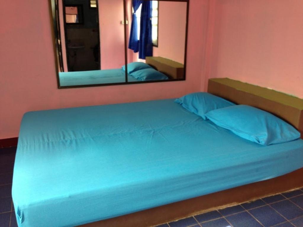 Nora Guesthouse Chumphon Rom bilde